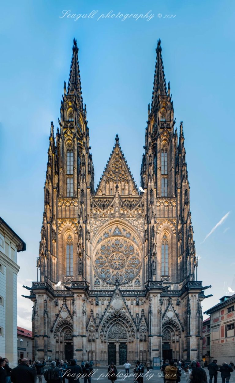  St. Vitus Cathedral, Prague, Czech Republic